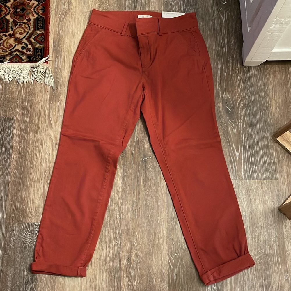 NWT Loft red Girlfriend Chino pants size 8